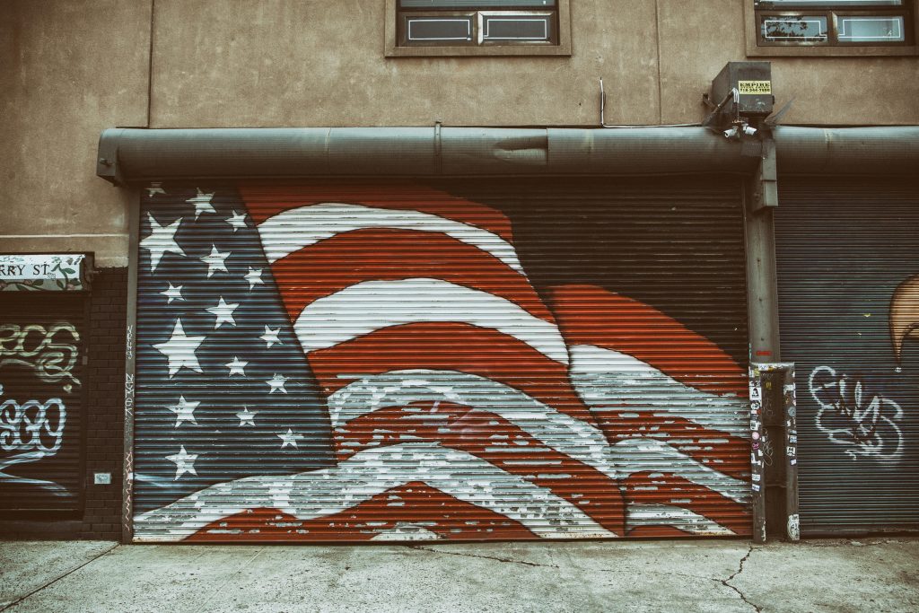 Consumer Outlook and Inflation Projections in the US Economy